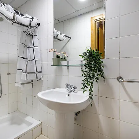 Next'Living - Luxury Private Room In A Coliving Villa Dubai Exterior photo